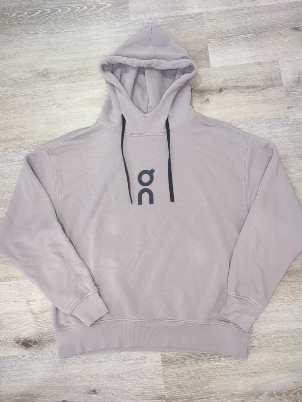 On Running Women's Club Hoodie Sweatshirt Desert Size Medium